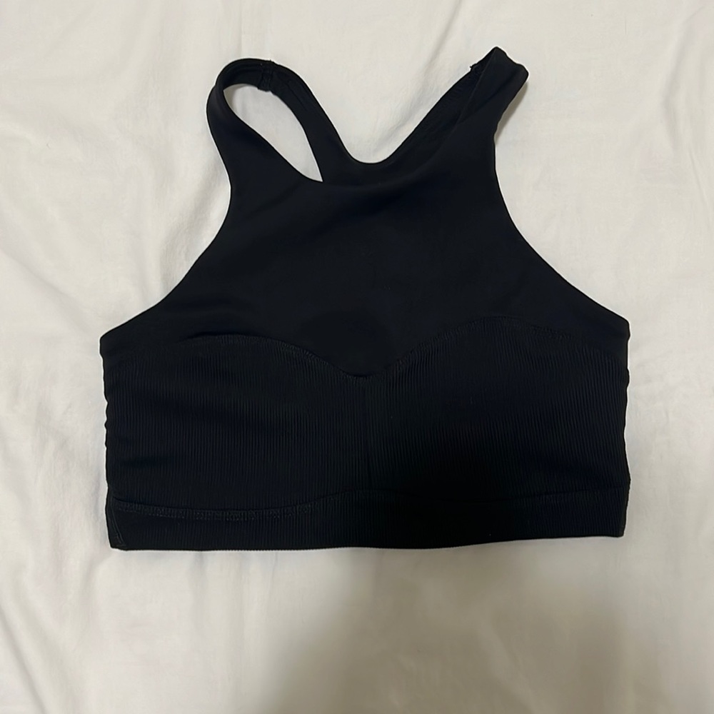 Black sports bra size S